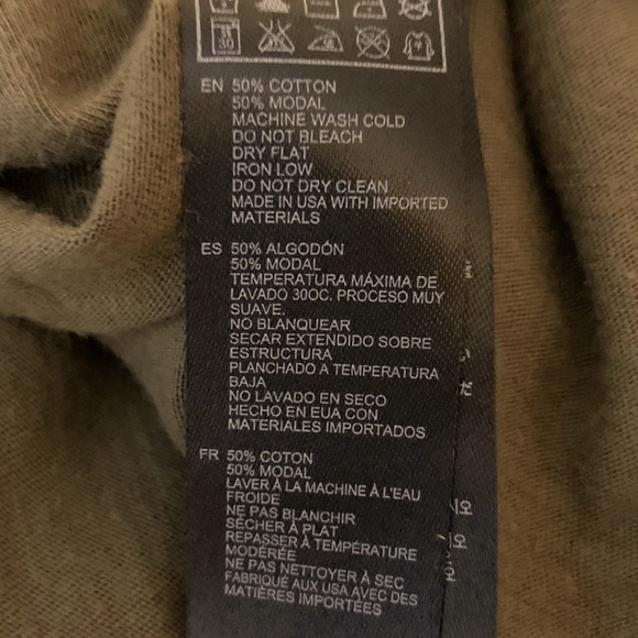 Sleeveless Tee by Forever 21.  Size Medium. - Picture 8 of 8